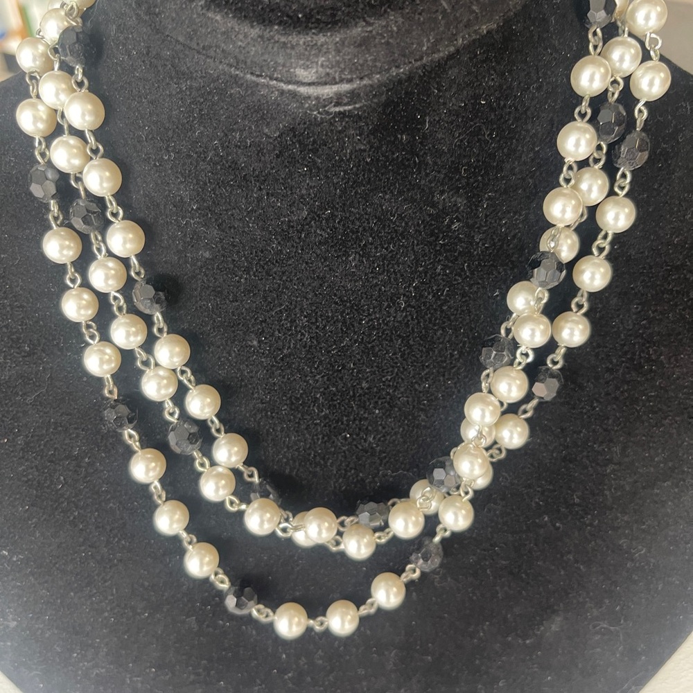Beautiful black and white beaded necklace